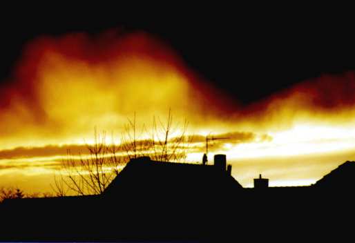 Abendrot - Obertshausen brennt